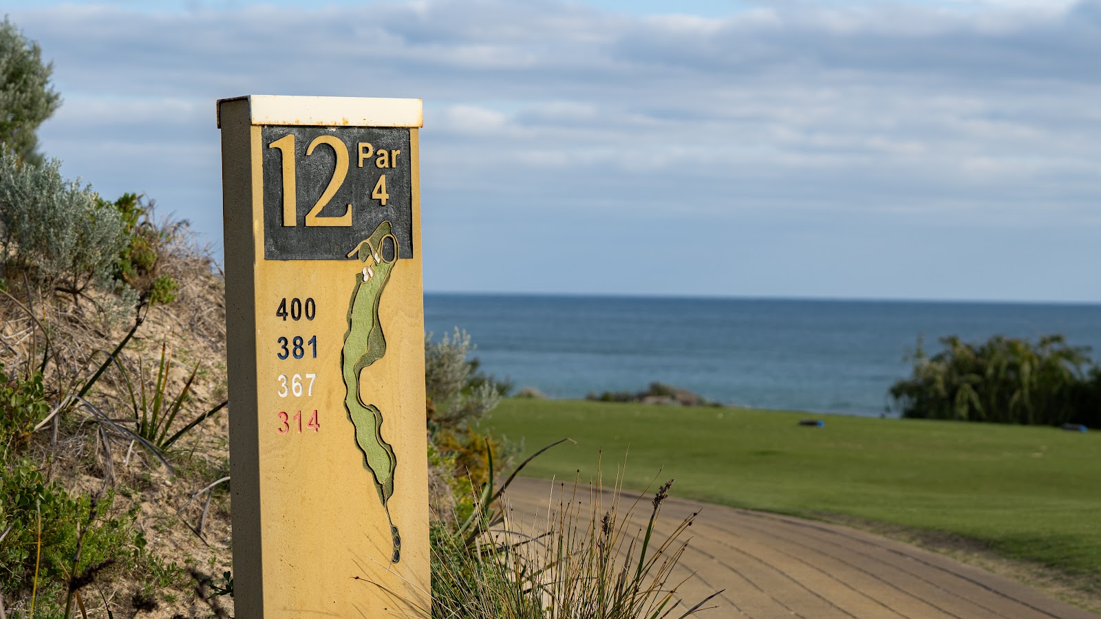 The Cut Golf Course, links fairway winding through coastal sand dunes beside the Indian Ocean at Port Bouvard, Western Australia, Australia