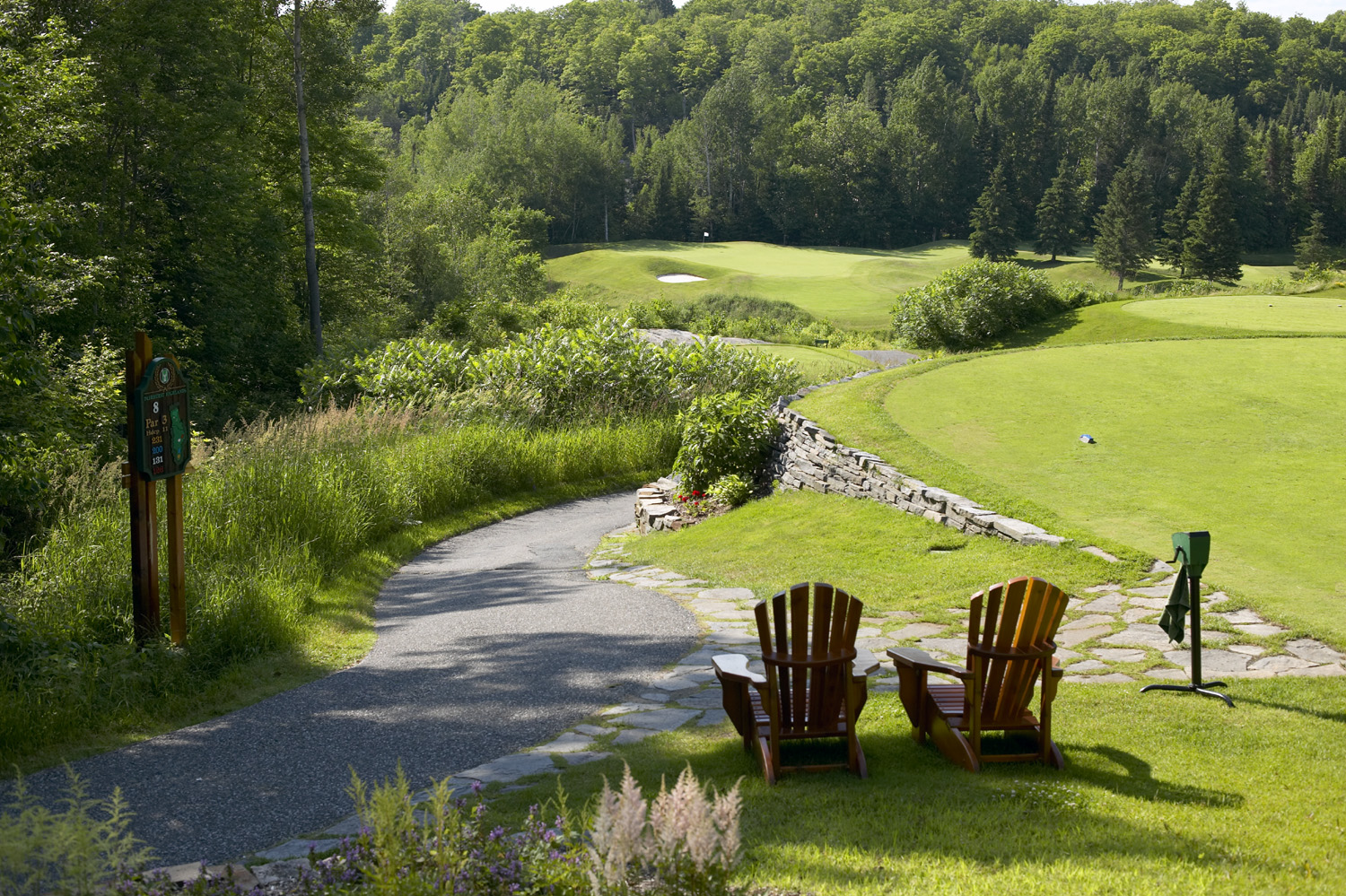 Deerhurst Highlands, a fairway across rugged Muskoka granite and forest in Huntsville, Ontario, Canada