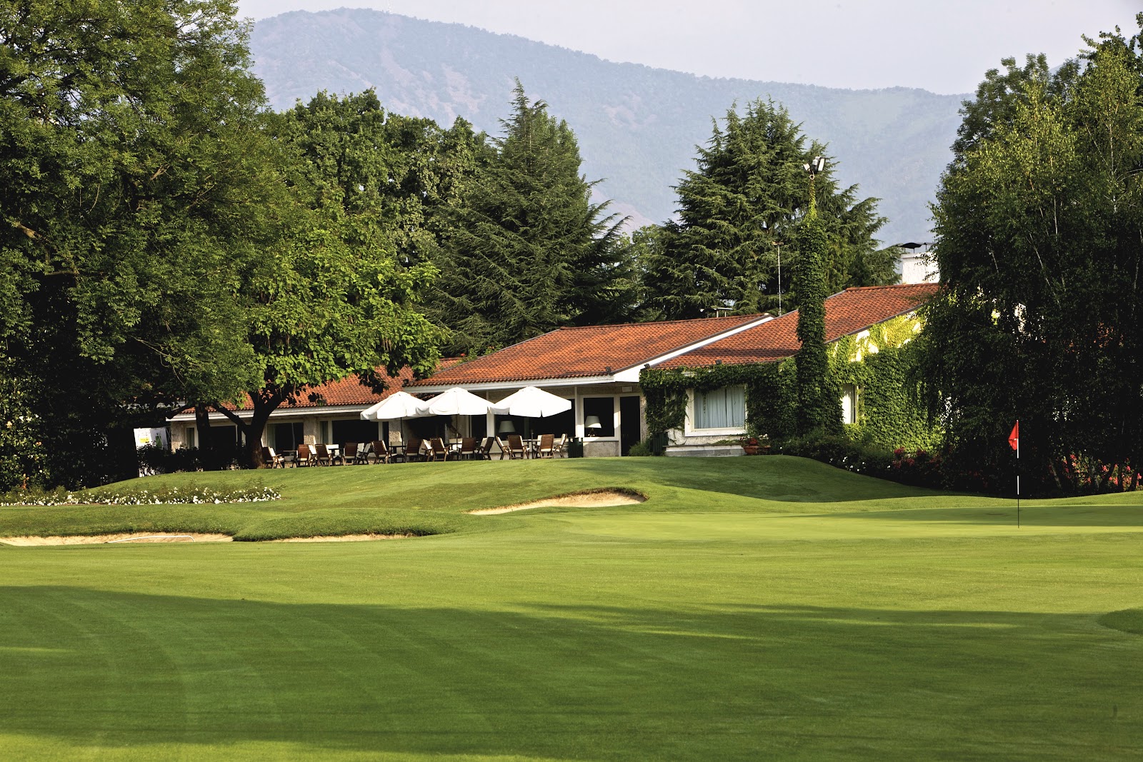 Circolo Golf Torino La Mandria, wooded parkland fairway inside the former Savoy hunting park near Turin, Italy