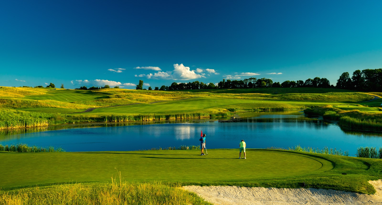 Ballyowen Golf Club, treeless Celtic links fairways at Crystal Springs Resort in Hamburg, New Jersey