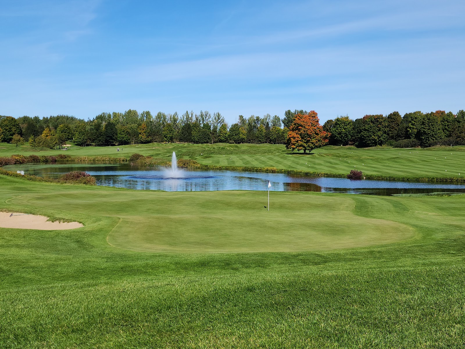 The Bear at Grand Traverse Resort, a terraced fairway and mounded bunkering near Traverse City, Michigan