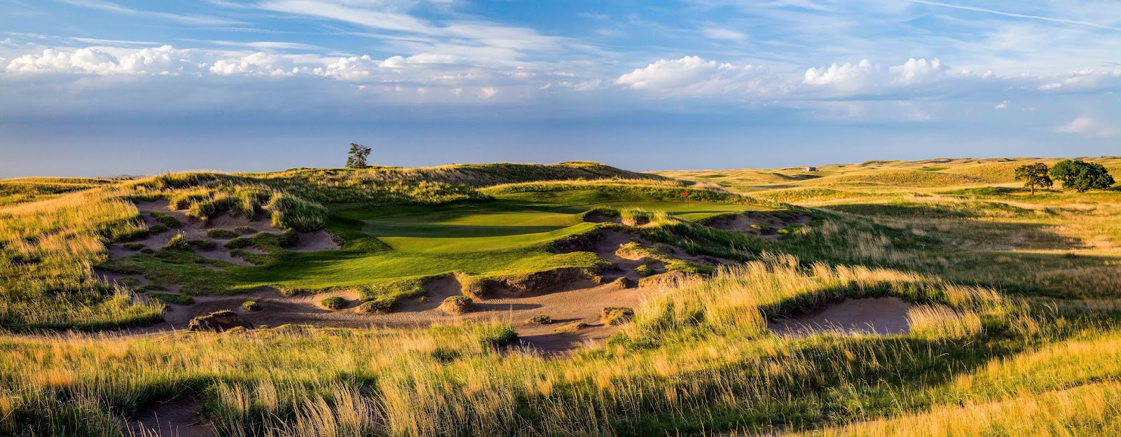 The Prairie Club Pines Course, hole along the Snake River canyon near Valentine, Nebraska