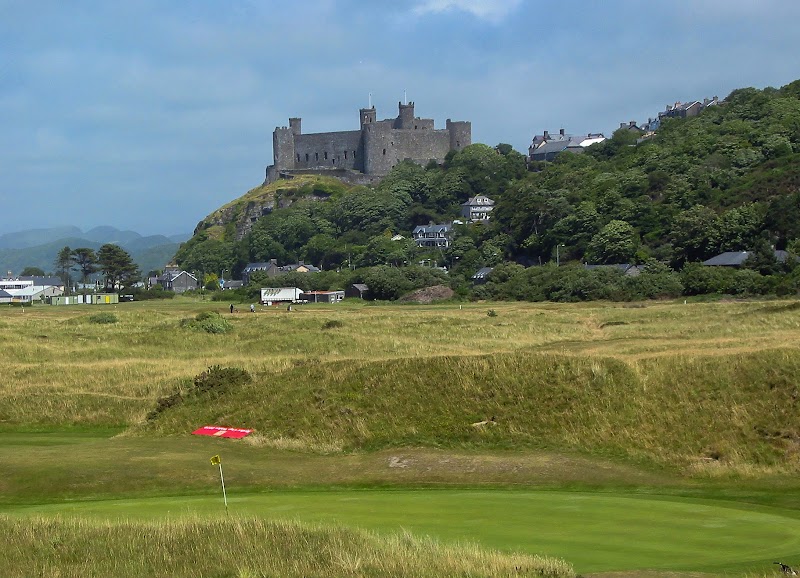 Royal St David's links beneath Harlech Castle in north Wales