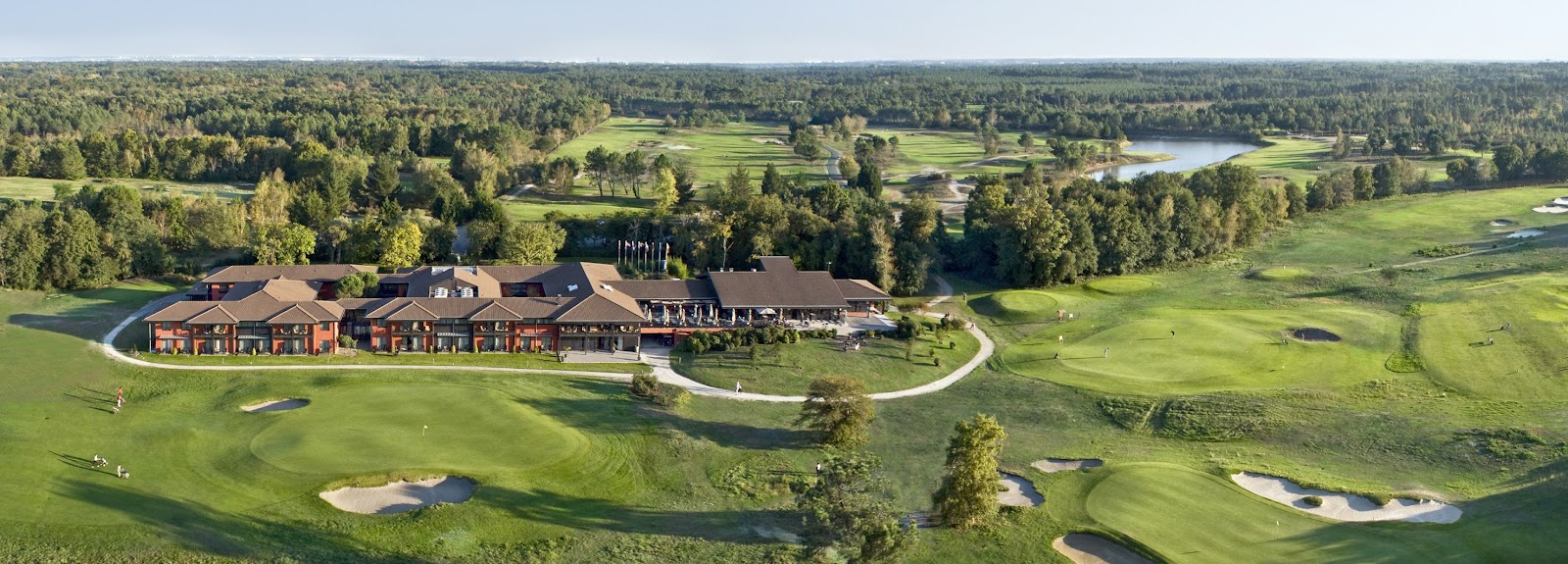 Cabot Bordeaux golf resort, fairway running through the Médoc pines near Bordeaux, France