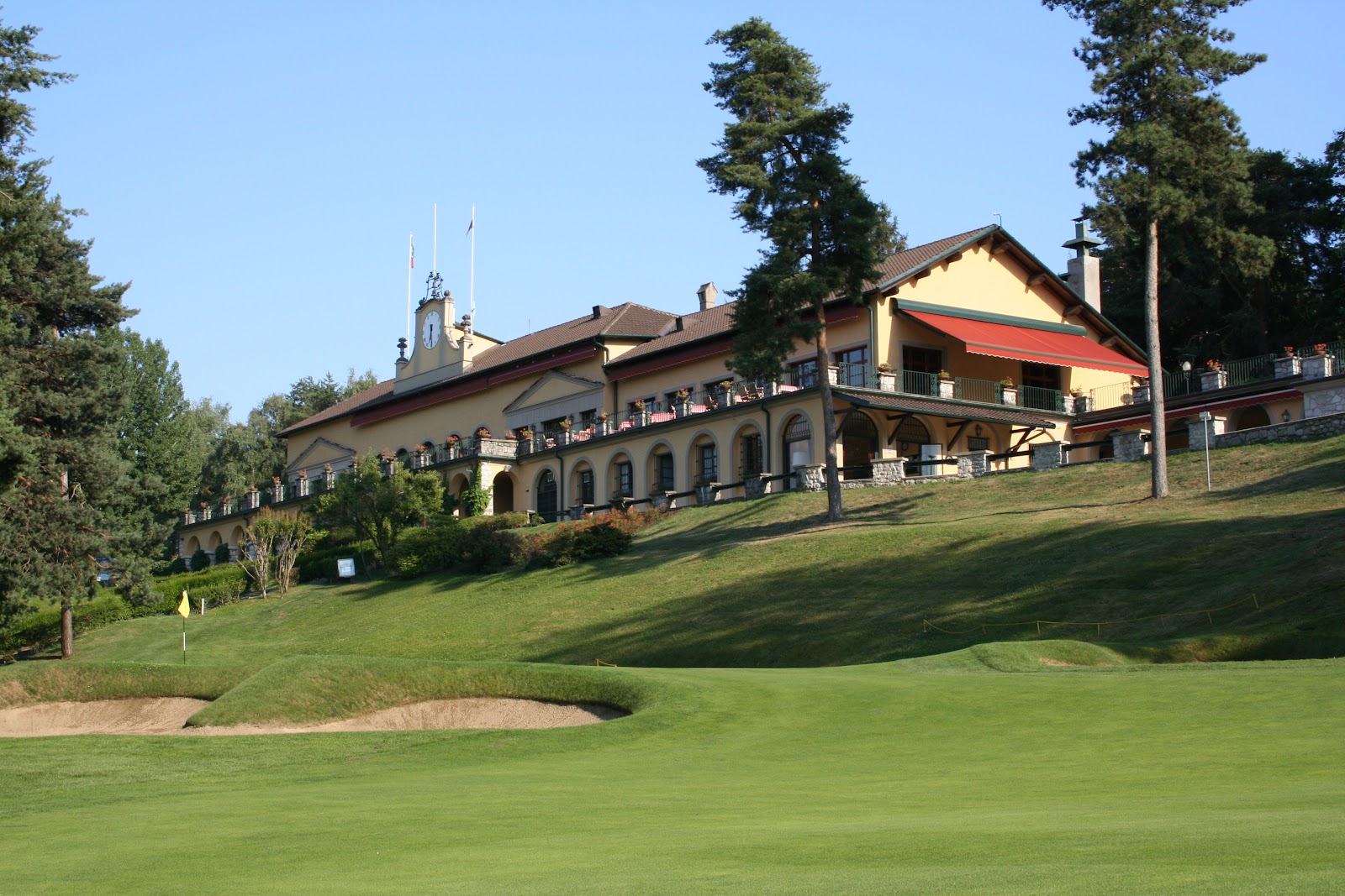 Circolo Golf Villa d'Este, tree lined fairways above Lake Montorfano near Como