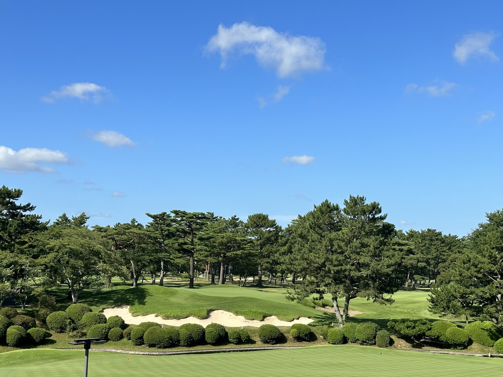 Japan golf course landscape, illustrating the best months to play golf in Japan
