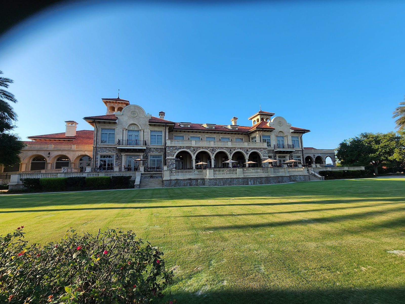United States golf course, illustrating the best months to play golf across the country's regions