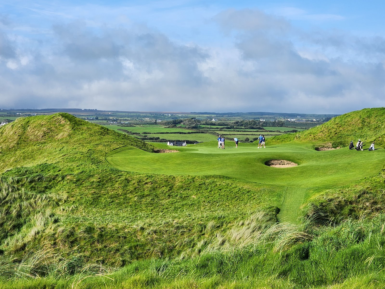 Lahinch Old Course links in County Clare, the heart of a Clare golf package