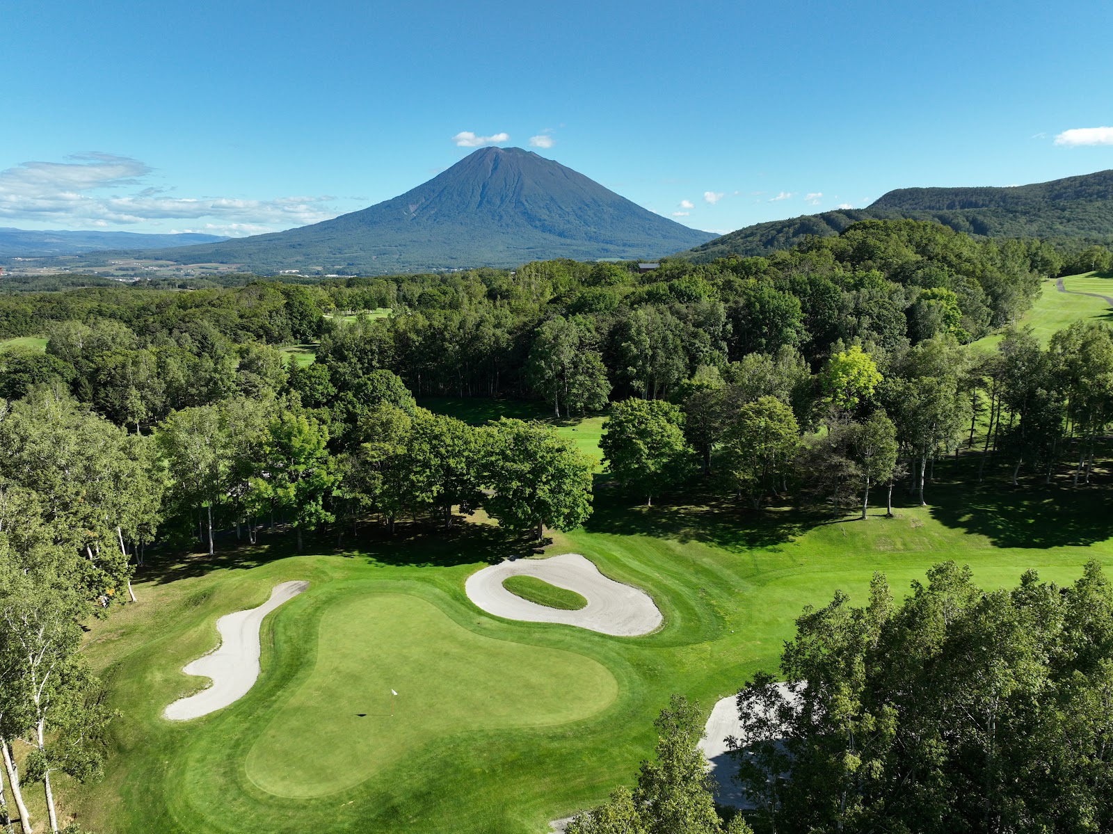 Hanazono Golf in Niseko, Hokkaido, Japan