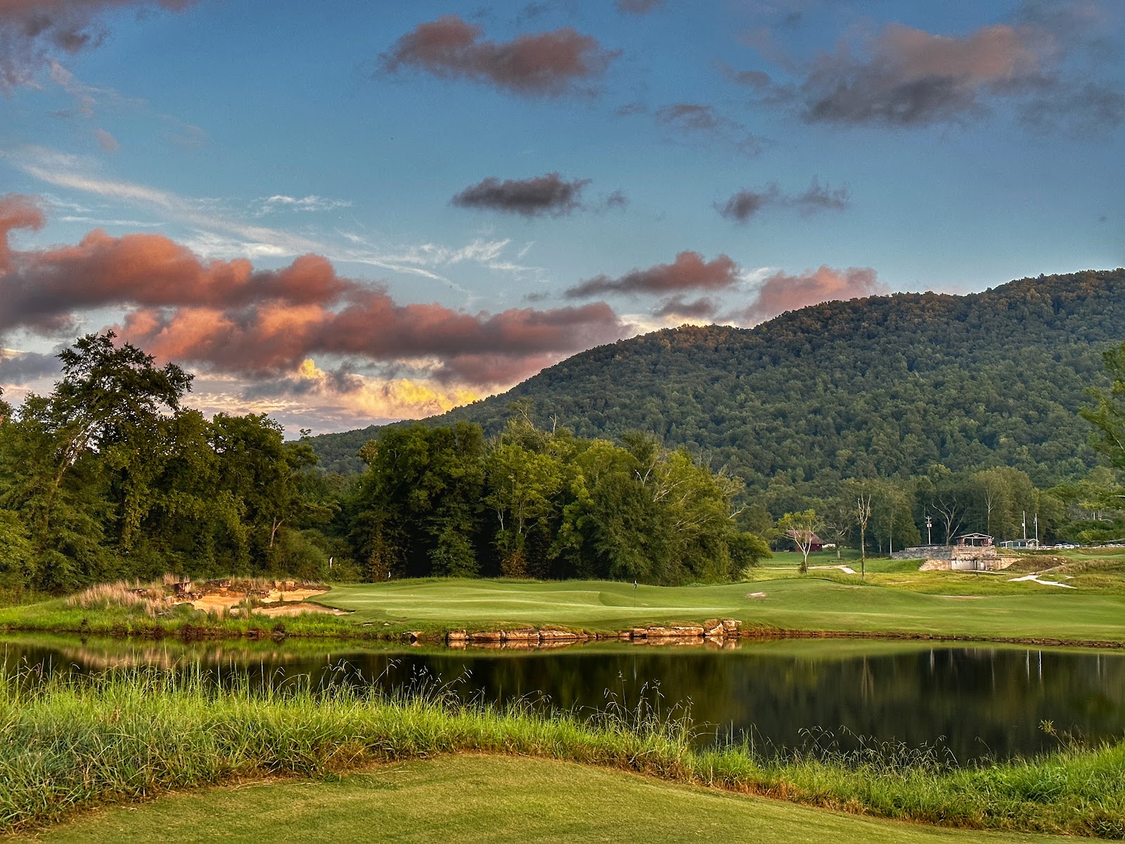 Sweetens Cove Golf Club, nine hole course in the Sequatchie Valley west of Chattanooga, Tennessee